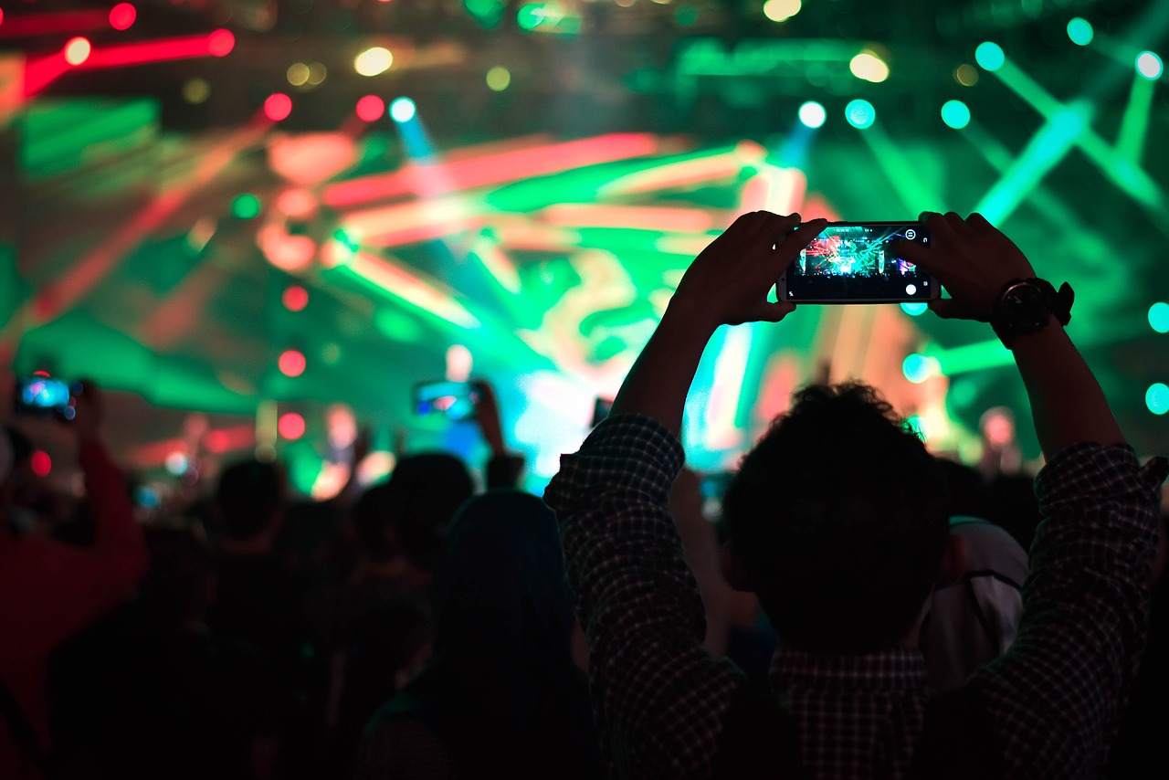 Tips for Capturing the Energy of Music and Dance Festivals